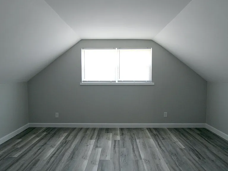 1889 Aztec Dr — Photo 11