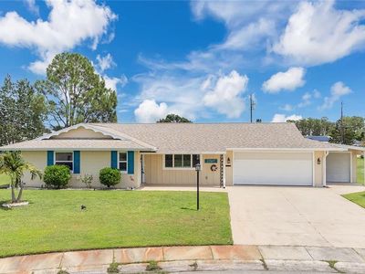 1207 Simmons Way, Sun City Center, FL, 33573