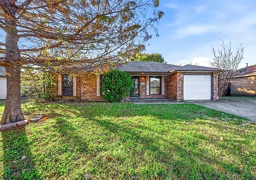 104 Mesa Dr Photo 1