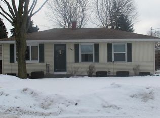 3907 Rock St, Manitowoc, WI 54220