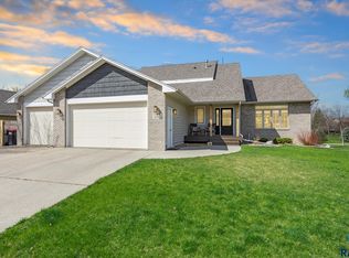 113 N Pasque Flower Trl, Brandon, SD 57005