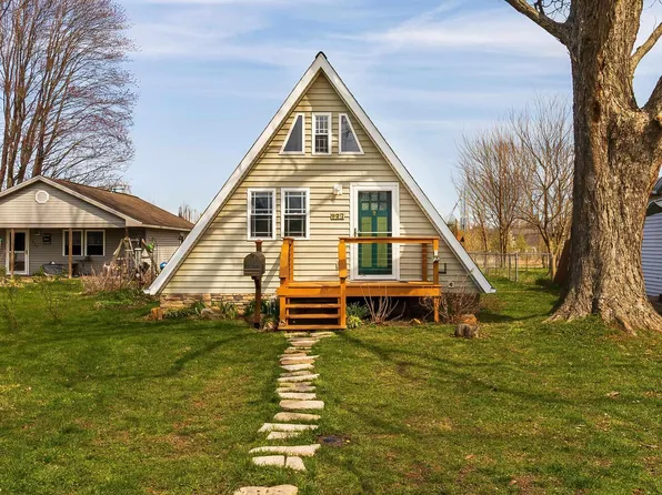 927 W Idlewild Dr, Evansville, IN 47710