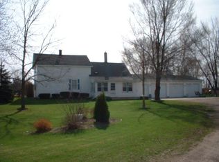 3166 Humboldt Rd, Green Bay, WI 54311