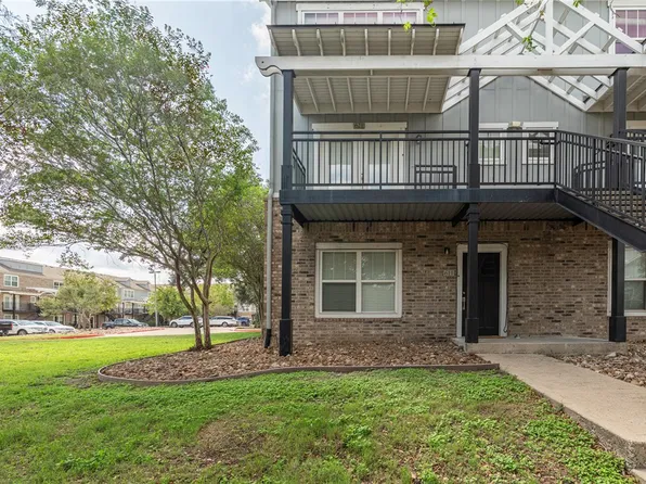 1725 Harvey Mitchell Pkwy S APT 621, College Station, TX 77840