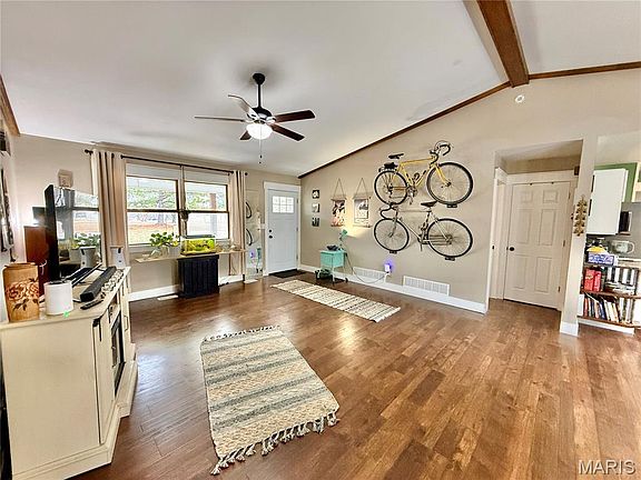 5th image of 13001 Woodland Groves Pl