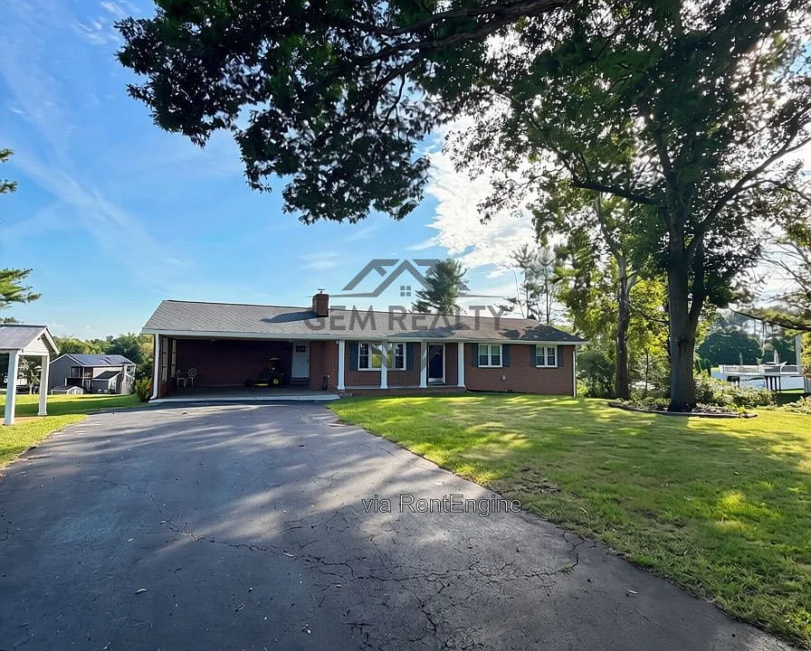 7319 Chancellor Rd