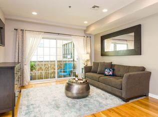 213 Monroe St #2, Hoboken, NJ 07030