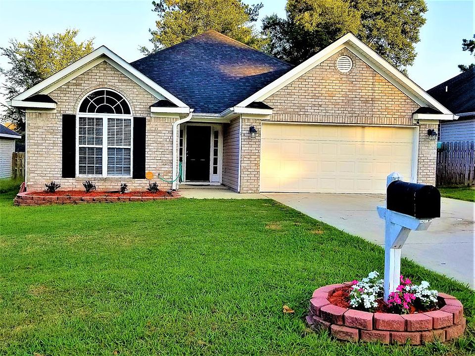1st image of 2076 Sylvan Lake Dr