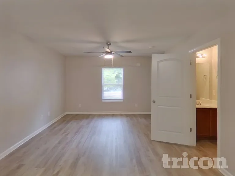 155 Tybo Dr — Photo 3