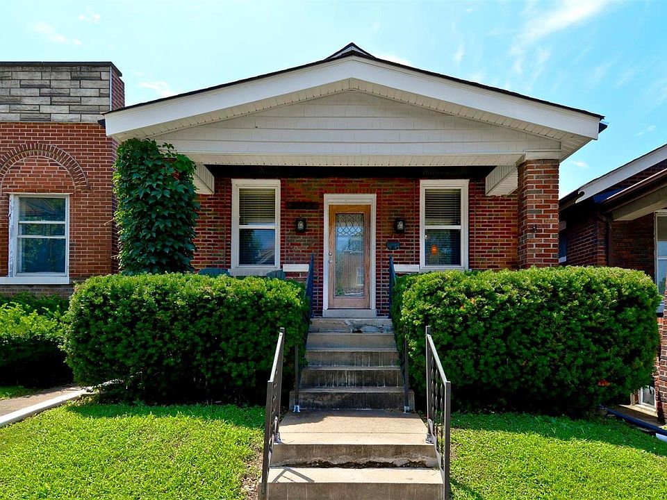 1st image of 3972 Tholozan Ave