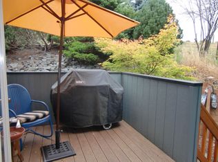 1051 Taylor Rd, Kalama, WA 98625