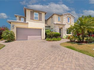 16438 Ridge Field Dr, Riverside, CA 92503