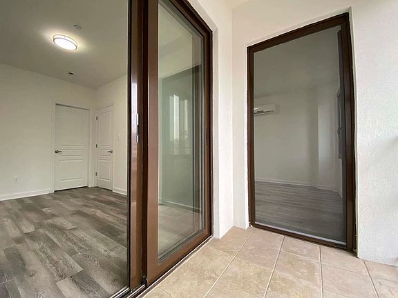 5th image of 28A Lawton St #3A
