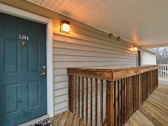 3rd image of 305 N Knollwood Dr Suite 5304