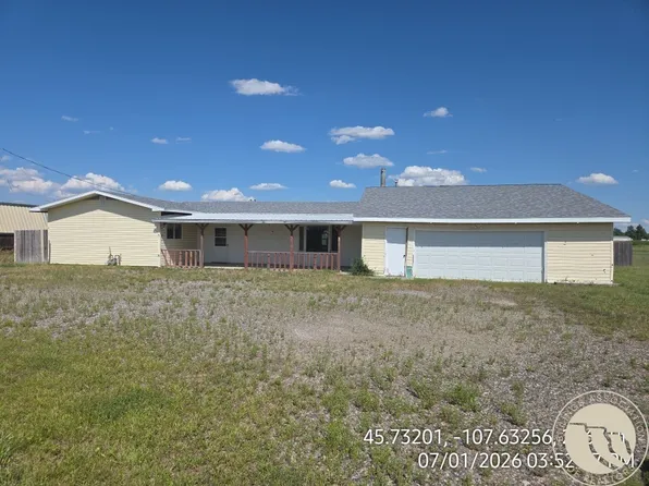 54 N Mills Rd, Hardin, MT 59034