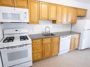 52 Manor Rd #F8, Denville, NJ 07834