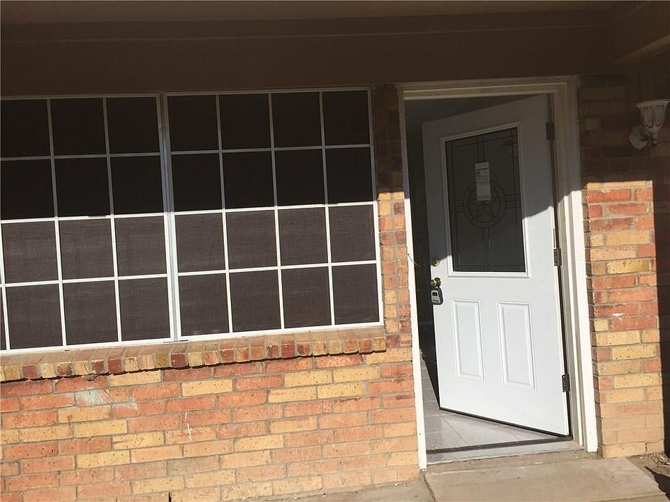 1st image of 3022 Marine Ct W