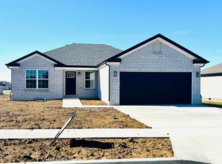 132 Stillwater Dr, Berea, KY 40403