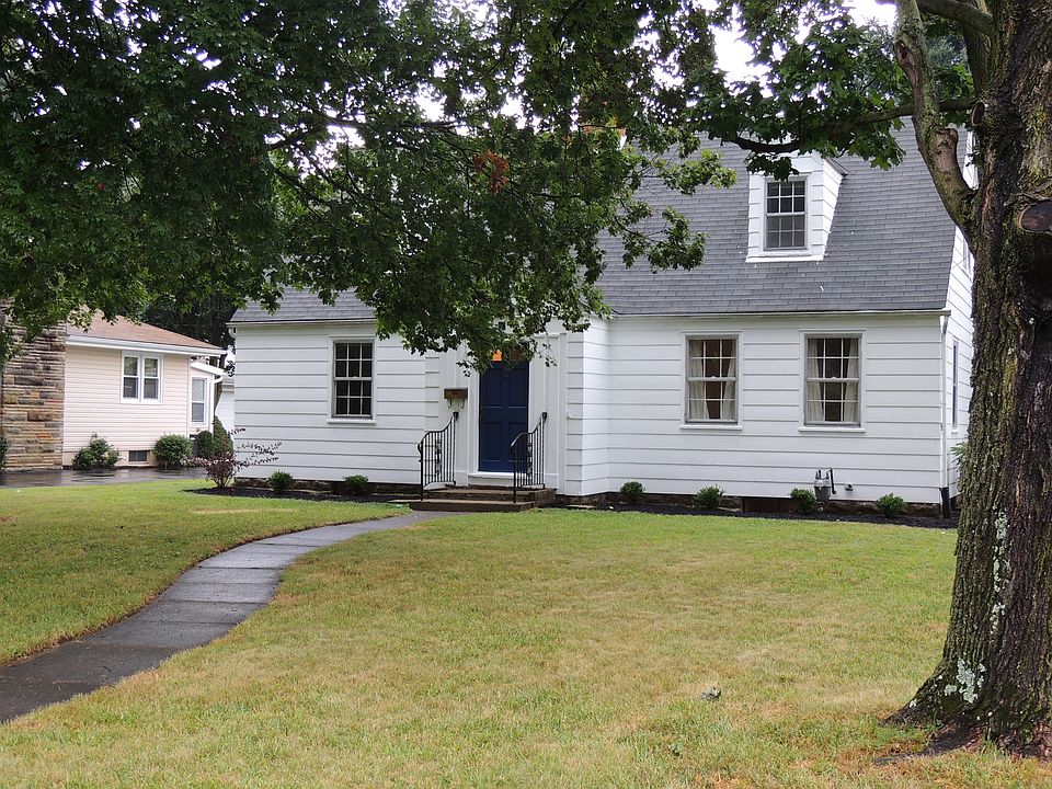 1st image of 50 N 33rd St