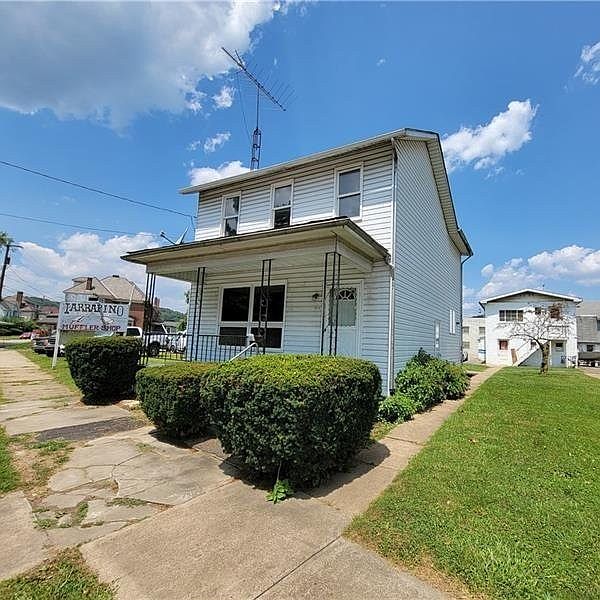 1st image of 404 W Cunningham St