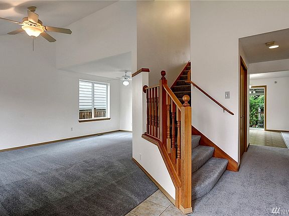 3rd image of 530 Milwaukee Blvd S