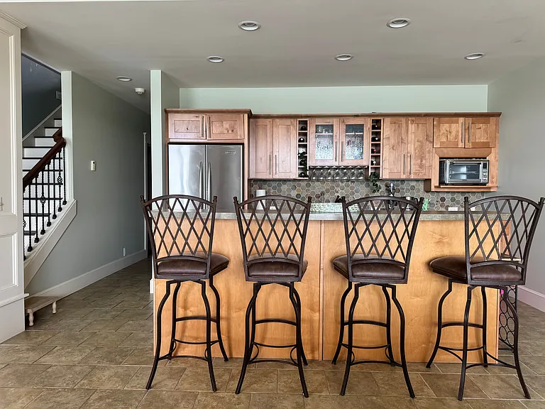 595 145th Ave — Photo 37