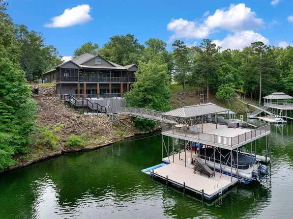 127 County Road 221, Arley, AL 35541