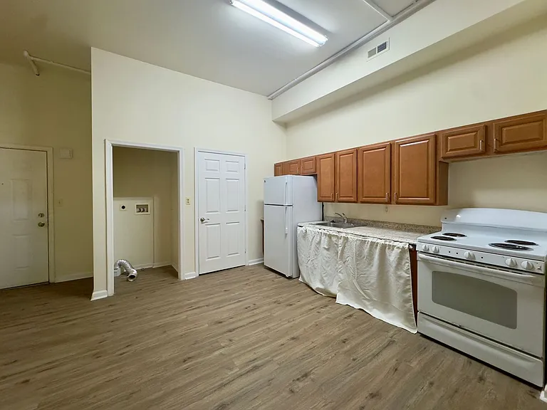 Apartment Units in Bolton Hill, Baltimore, MD! — Photo 9