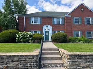2 Airdrie Rd #L05, Toronto, ON M4G 1L7