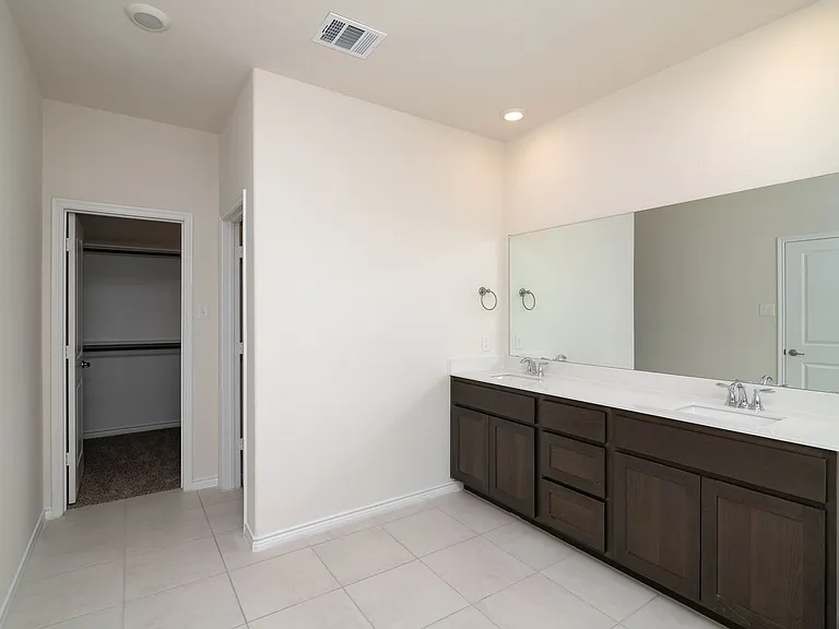 229 Tate Ln — Photo 20