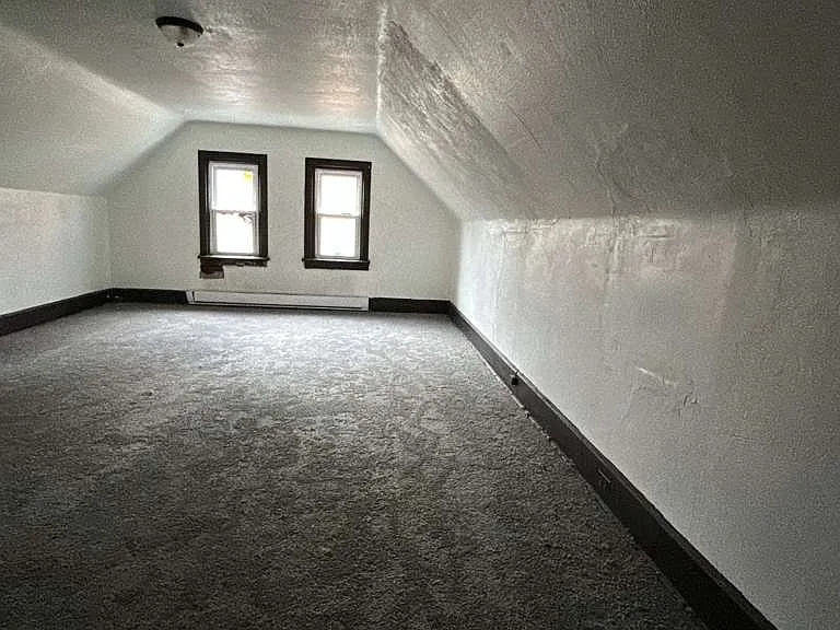 1400 Hill Ave #2 — Photo 3