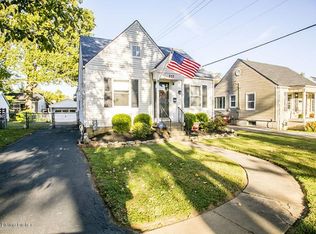 207 Staebler Ave, Saint Matthews, KY