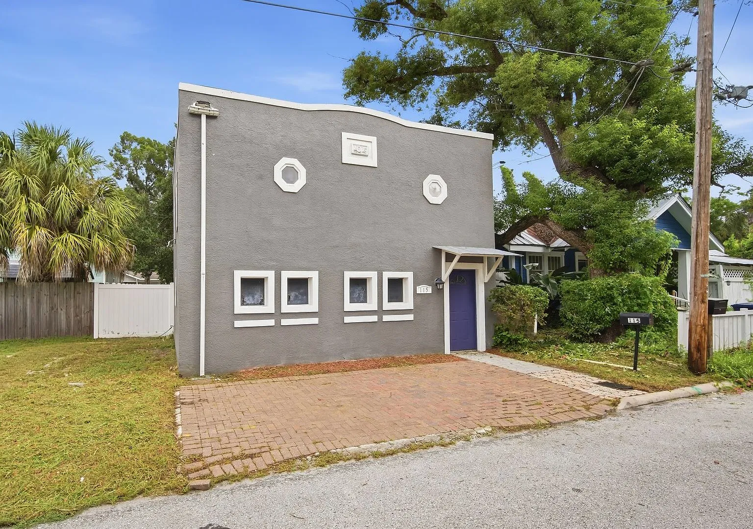 Unique Tampa Home with Modern Character — Photo 3
