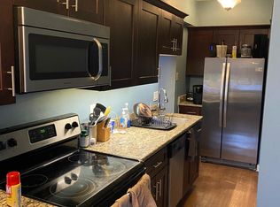 1211 N La Salle Dr, Chicago, IL 60610