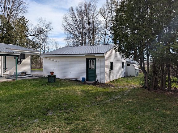 5th image of 92 Arnold Rd