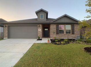 2513 Chevy Chase Dr, Denton, TX 76207
