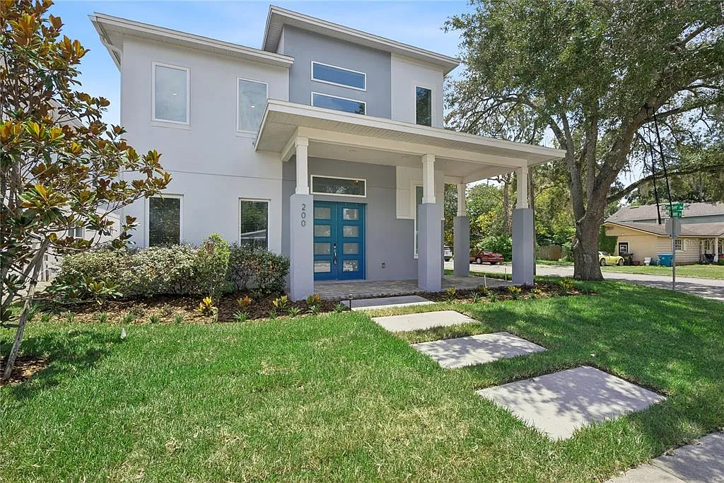 4 bed, 3.5 bath, 3160 sqft, $5,500 — Photo 2
