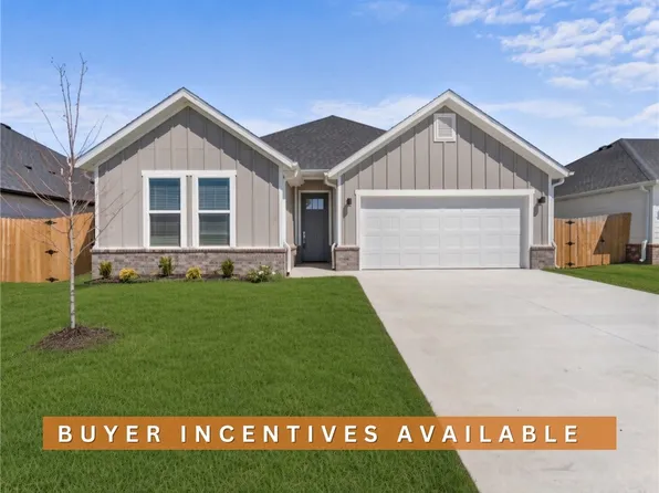 416 S Calico Ave, Fayetteville, AR 72704
