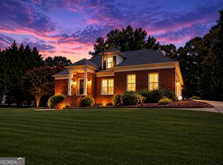 8530 Waverly Dr, Jonesboro, GA 30236