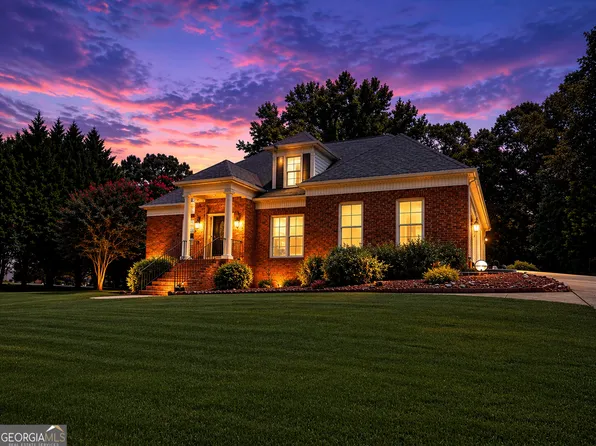 8530 Waverly Dr, Jonesboro, GA 30236