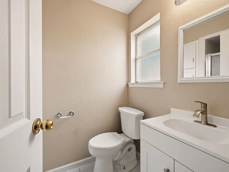 328 Anita Ave — Photo 17