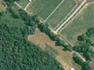 1034 Sugar Grove Rd, Whitesville, KY 42378