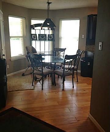 3rd image of 821 W Lonesome Dove Trl