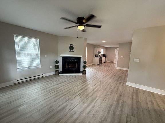 2nd image of 1012 Balview Ave