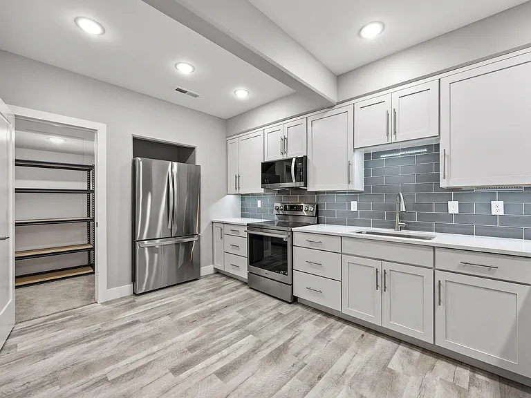 24 Holiday Ridge Ln — Photo 5