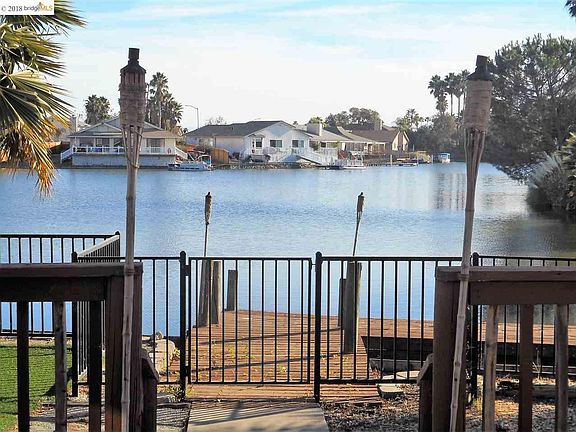 2nd image of 5240 Laguna Ct