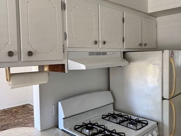 4th image of 628 Berrydale Ave #13