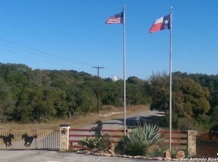 528 Thoroughbred Ln, Spring Branch, TX 78070