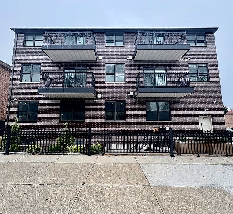 1st image of 8315 13th Ave #3C
