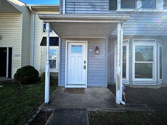 2nd image of 1530 Garland Way